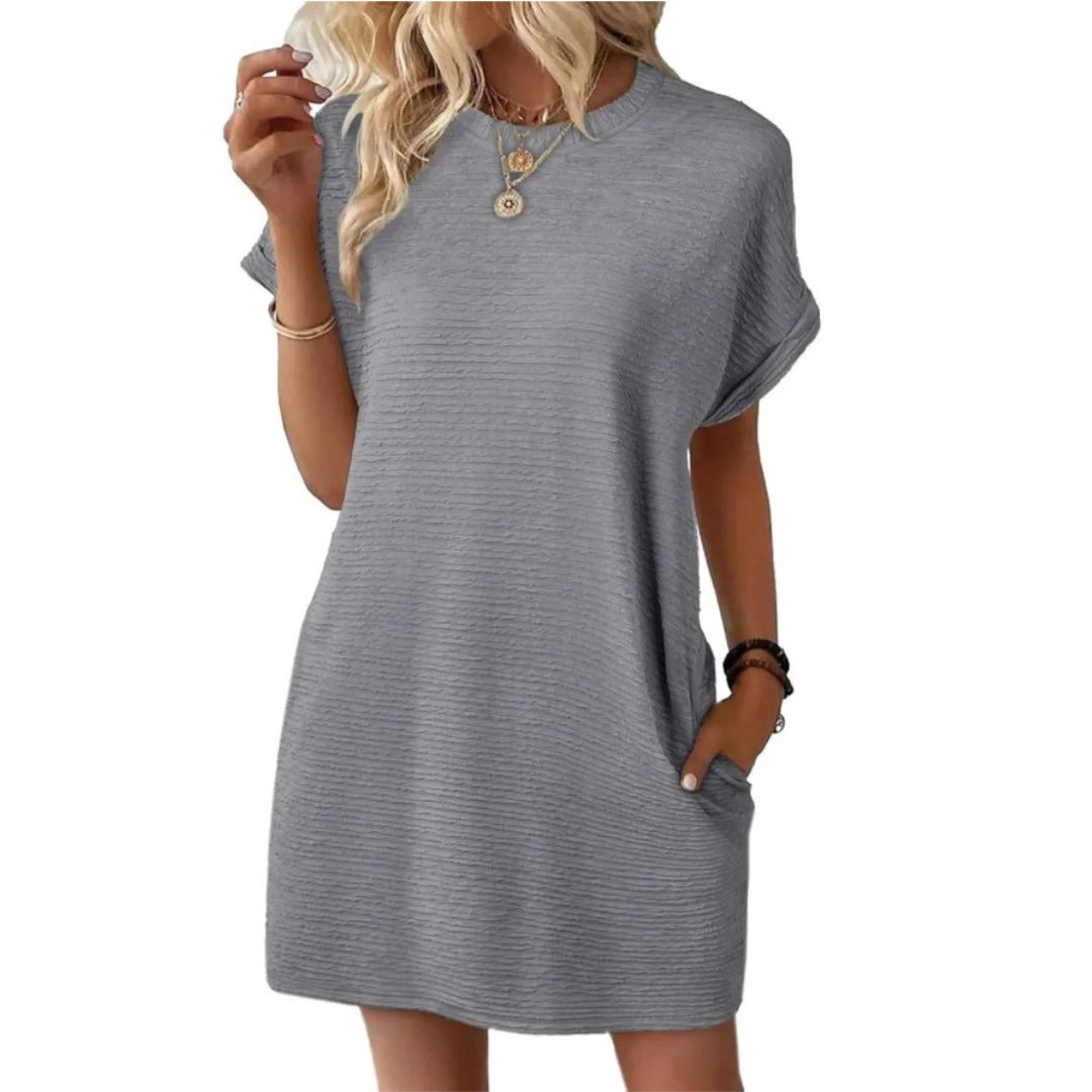 Opal – Casual Minimalist Round Neck Summer Dress