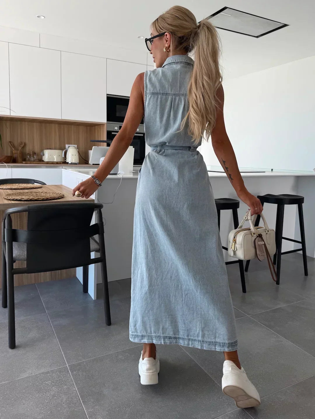 Hanna - Sleeveless Long Denim Dress
