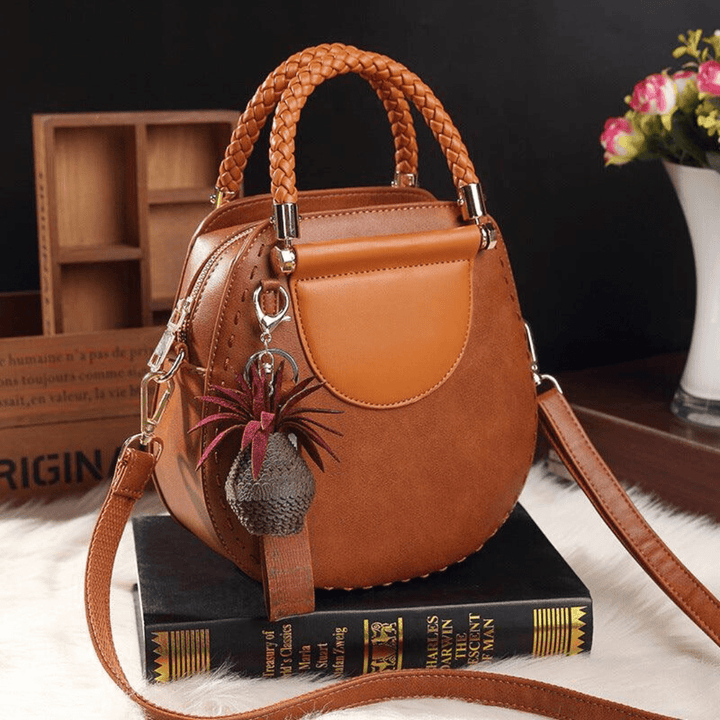 Vera – Sleek Crossbody