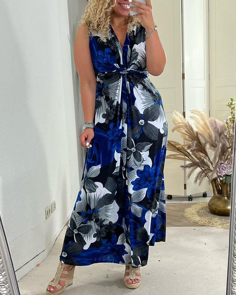 Svea - Sleeveless Pleated Dress With Floral Print