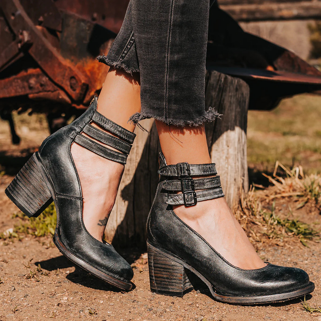 Larisa – Elegant Clarisse Boot