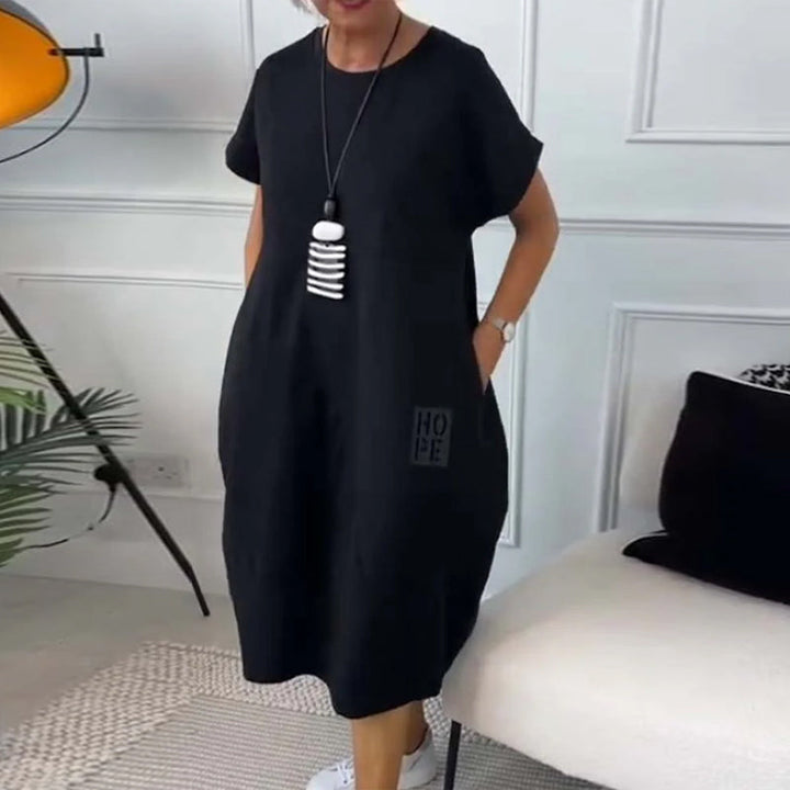 Zuzanna - Airy Dress With Round Neckline