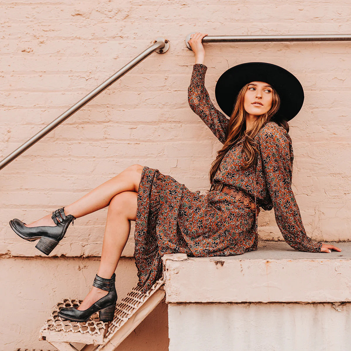 Larisa – Elegant Clarisse Boot