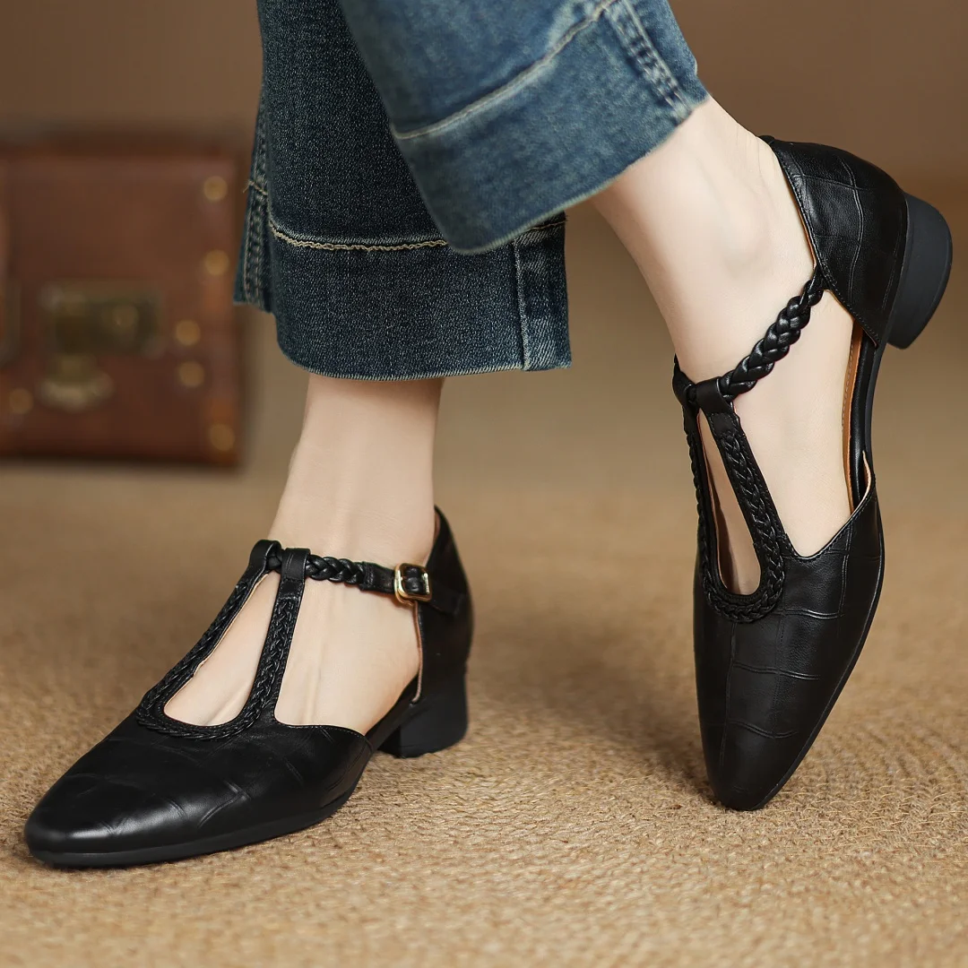 Mireille - Vintage Charm Sandals