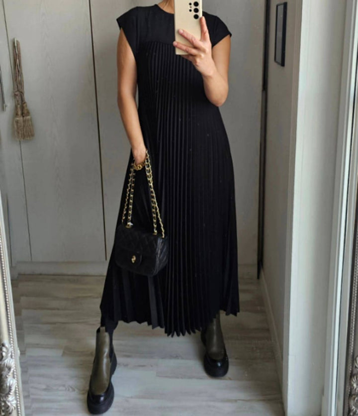 Jolijn - Timeless And Comfortable Dress