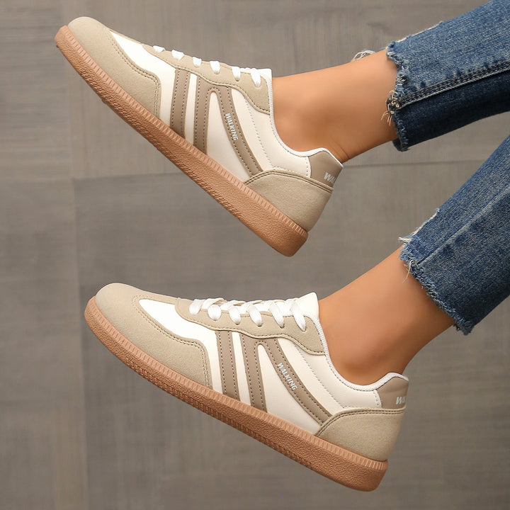 Kirra – Classic Lace-Up Trainers