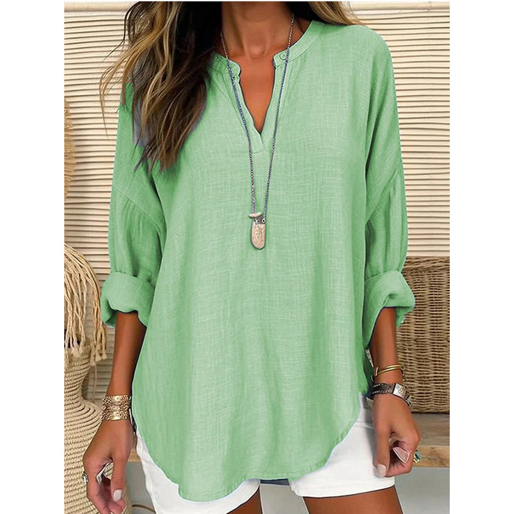 Elodie – Relaxed Button-Neck Blouse