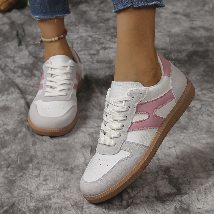 Kirra – Classic Lace-Up Trainers