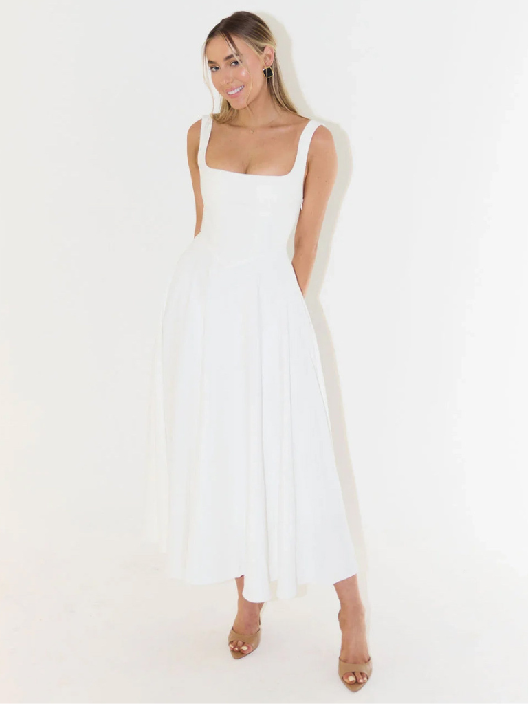 Scarlett Grace - Elegant Dress