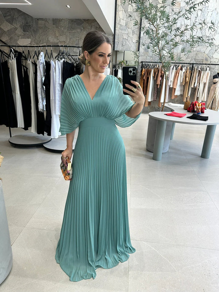 Paya - Elegant Midi Dress With V-Neckline