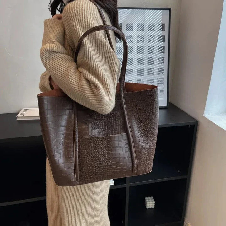 Betina – Croc Shoulder Bag
