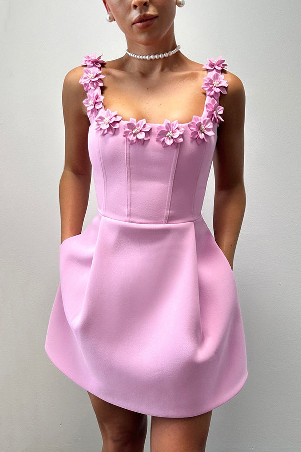 Cindy - Feminine Mini Dress With Floral Appliqués