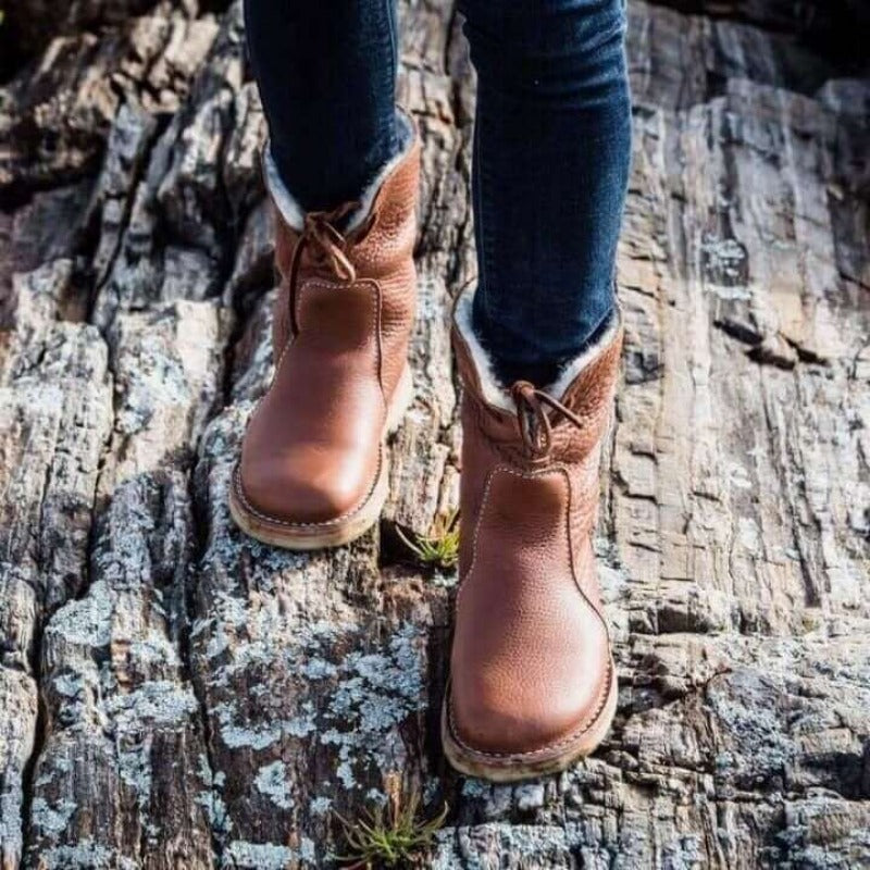 Leni – Fleece Lined Step-In Boots