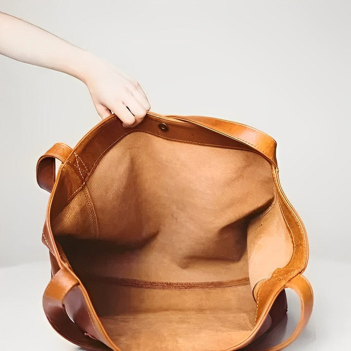 Elara – Retro Bag