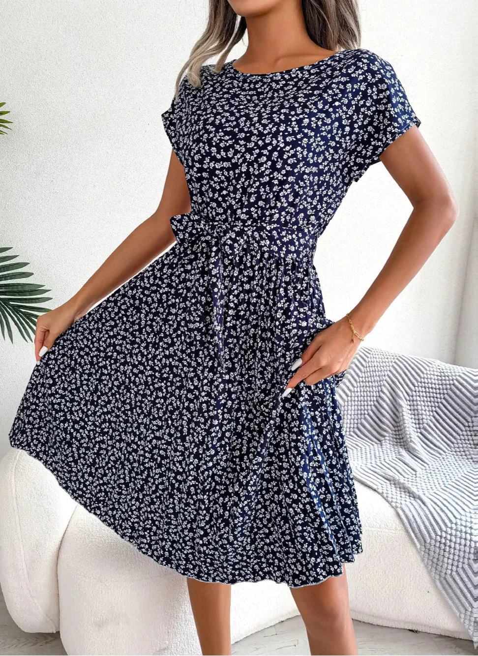 Lilienne - Chic Summer Dress