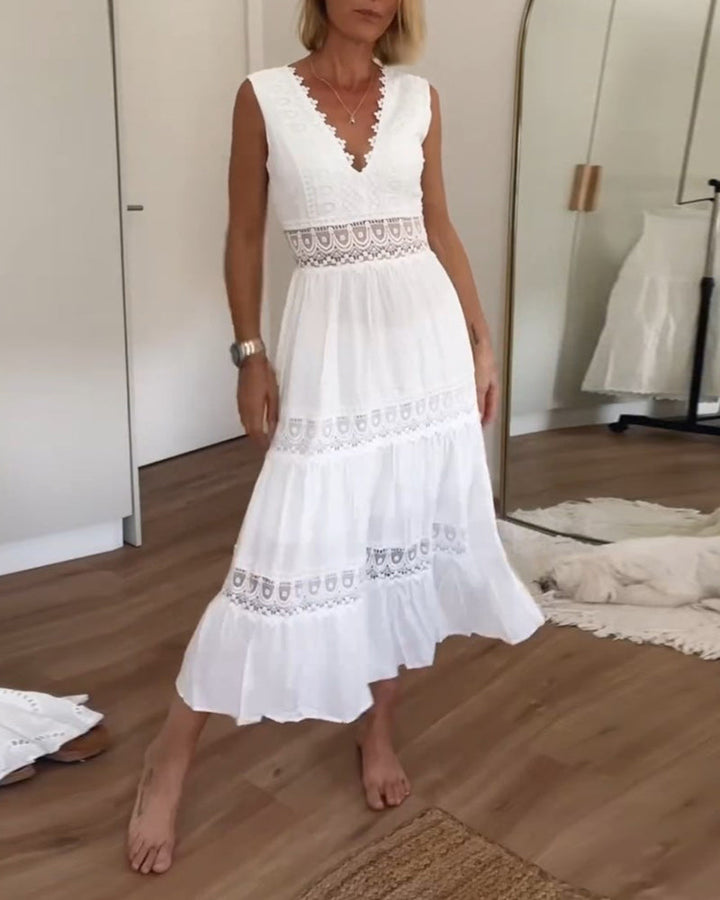 Amira – Sleeveless Midi Lace Dress