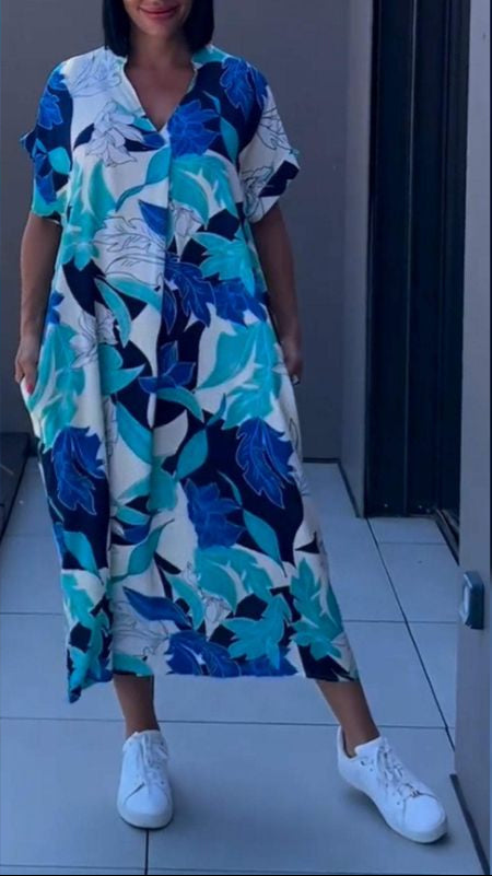 Nia - Midi Dress With V-Neckline