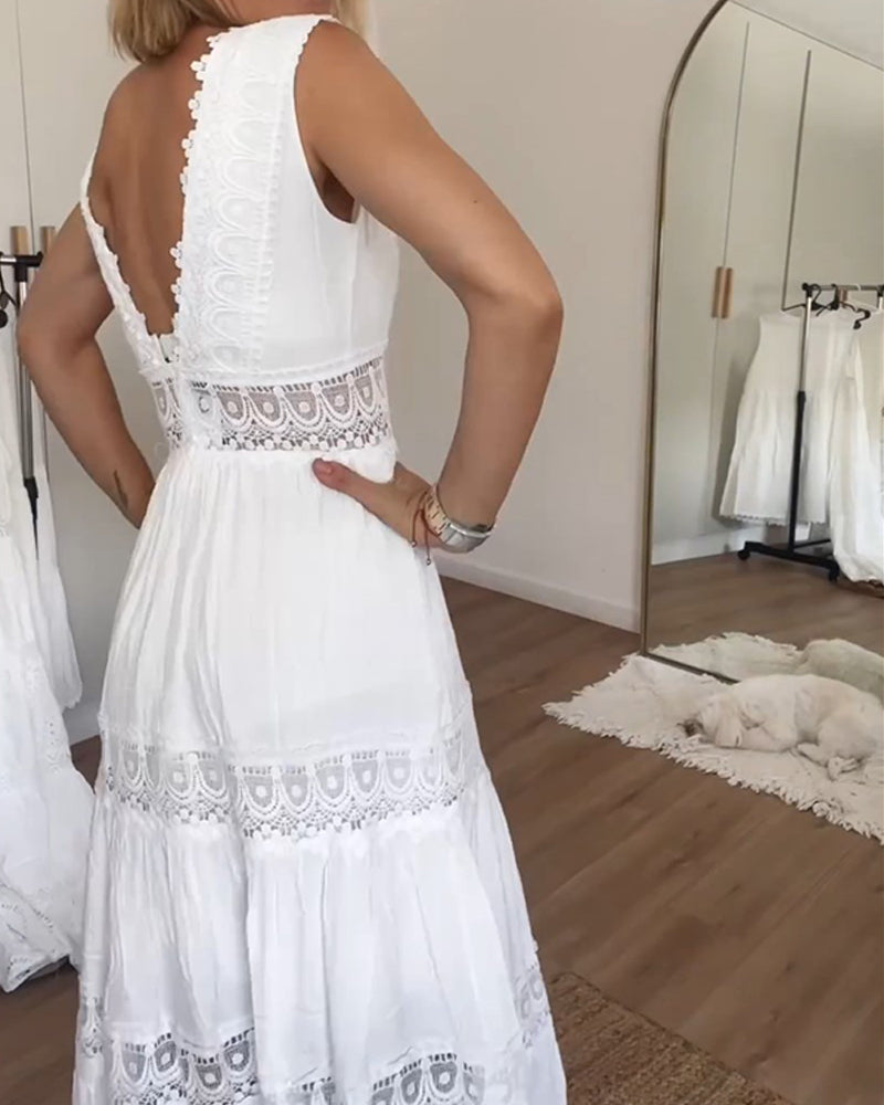 Amira – Sleeveless Midi Lace Dress
