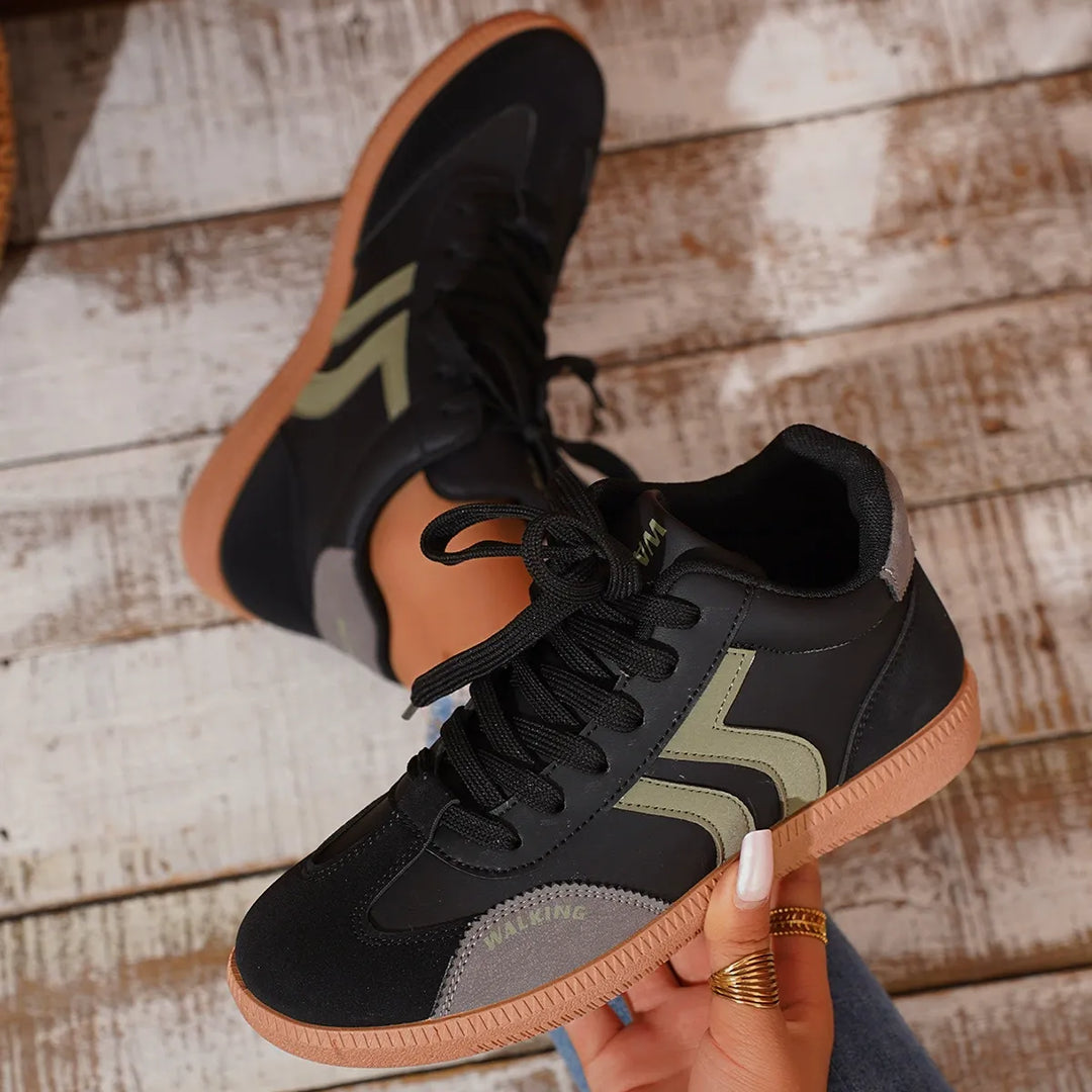 Kirra – Classic Lace-Up Trainers