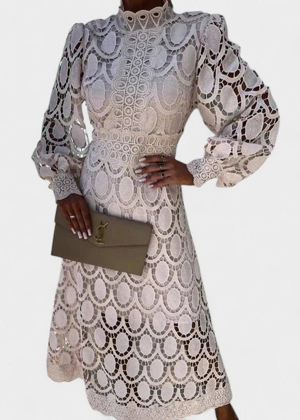 Merindah – Intricate Lace Midi Dress