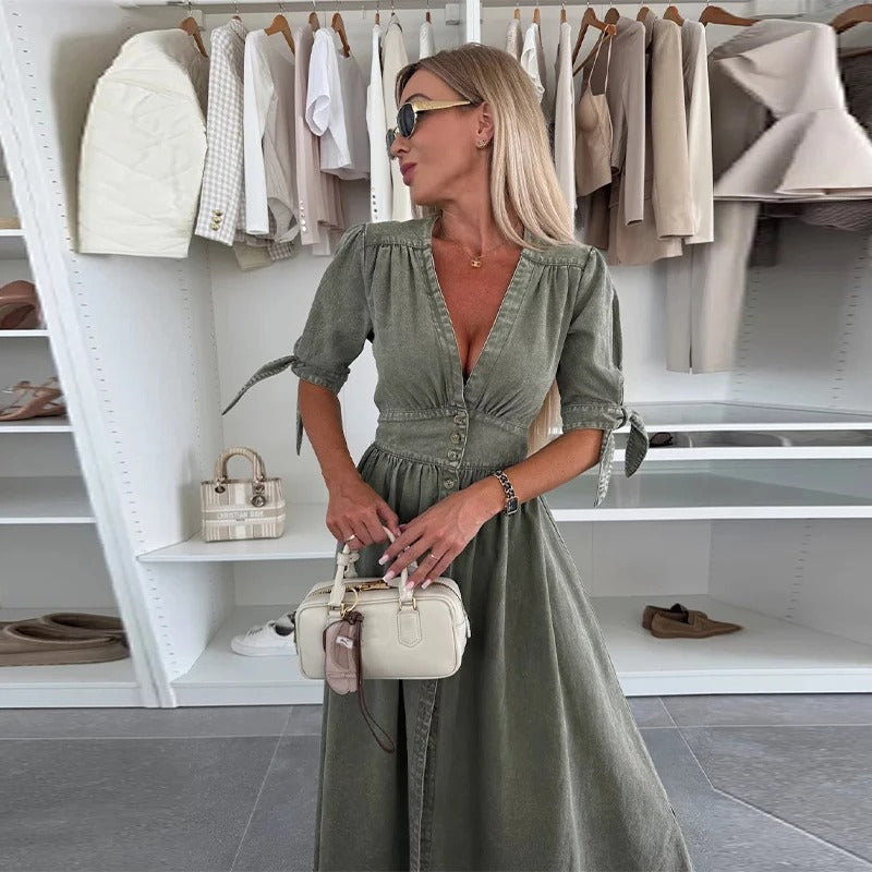 Clarina - Dress With Deep V-Neckline And Slit