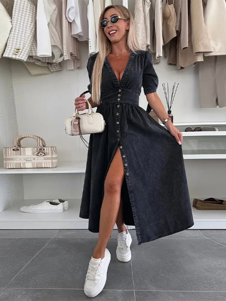 Clarina - Dress With Deep V-Neckline And Slit
