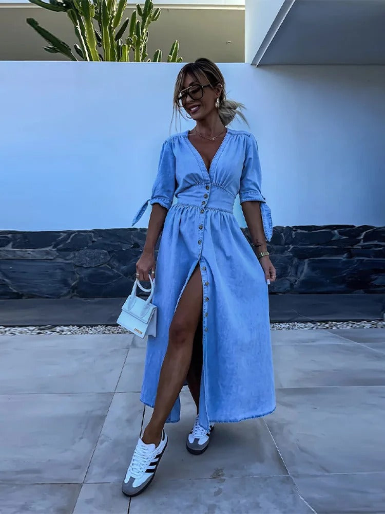 Clarina - Dress With Deep V-Neckline And Slit