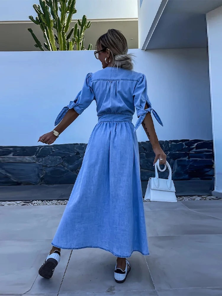 Clarina - Dress With Deep V-Neckline And Slit