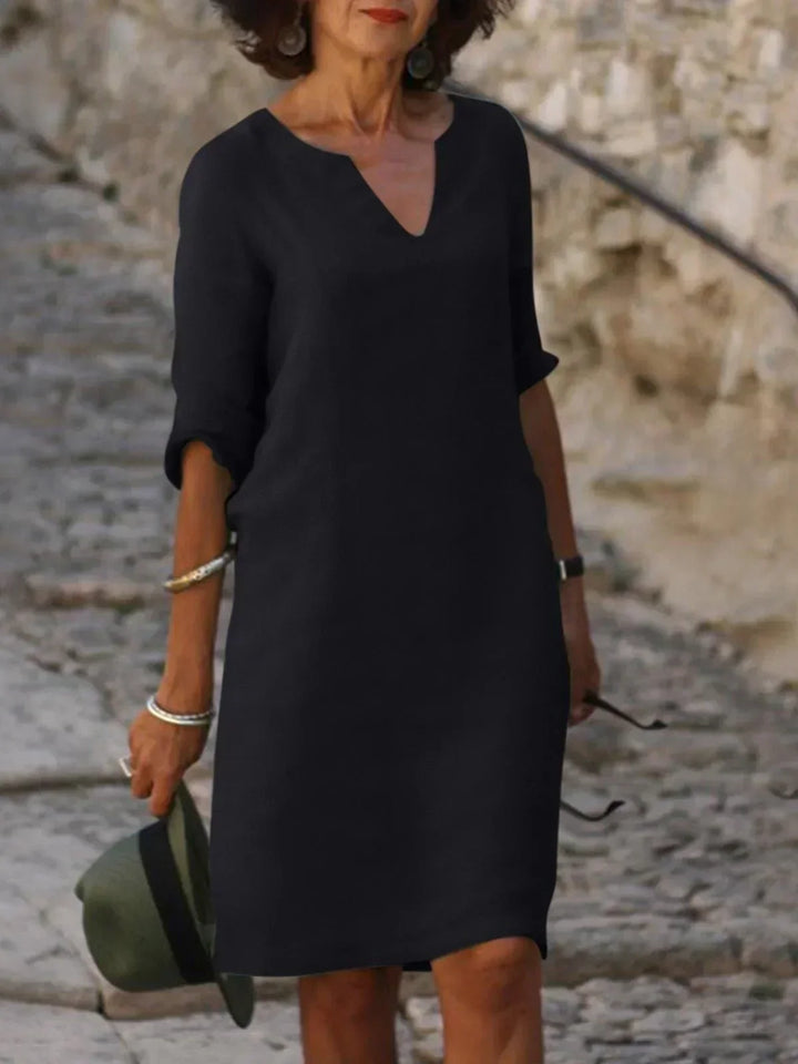 Maria - Elegant Dress With V-Neckline